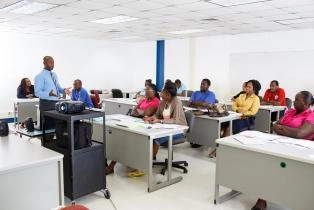 BIMAP-UNICOMER-CBTF Customer Service Level 2 Training 2015